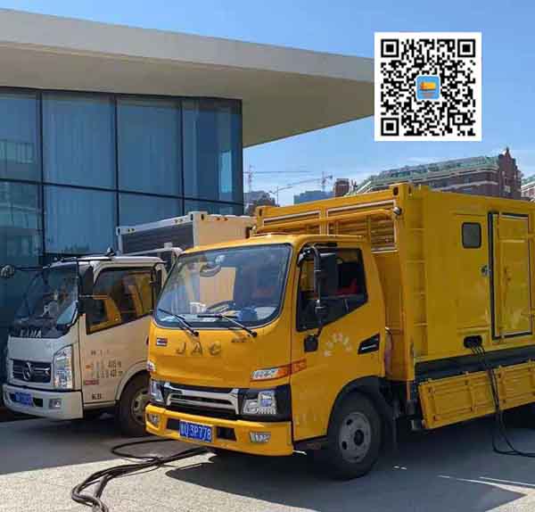 建华出租发电车